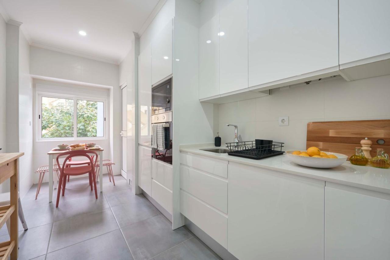 Spacious & Light-Filled 4Br Apartment By Timecoler Amadora Extérieur photo